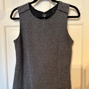 Banana Republic, size medium, sleeveless top, like new condition